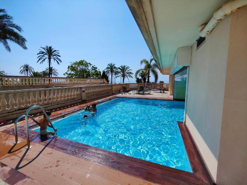 Le Coq Bleu D'Azur - Piscine - Parking! Apartment ม็องตง ภายนอก รูปภาพ